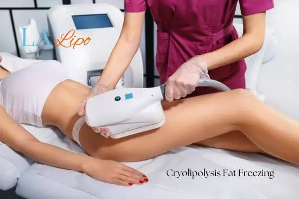 Woman receiving coolsculpting Suffolk treatment on her thighs